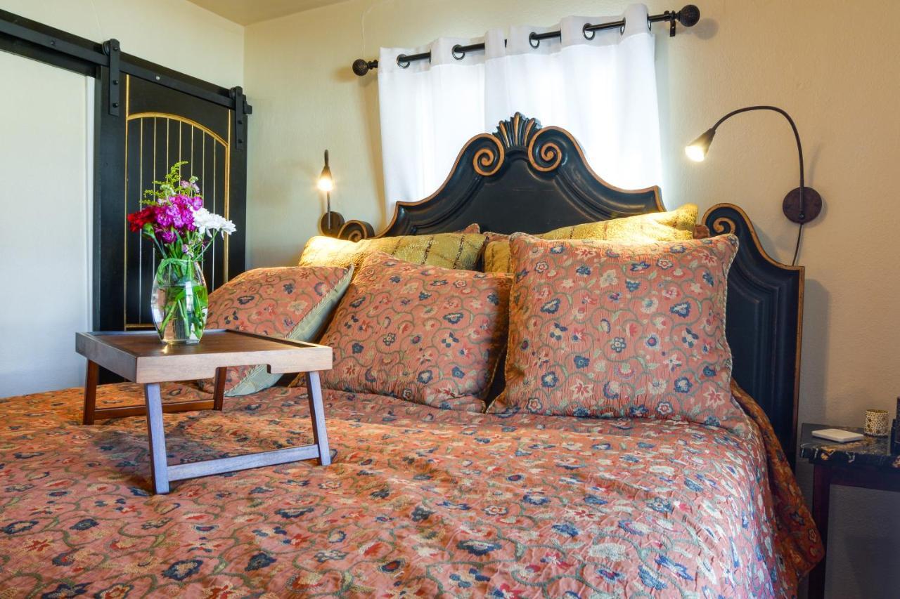 Cozy Adobe Casita 1 Mile To Santa Fe Plaza! Villa ภายนอก รูปภาพ